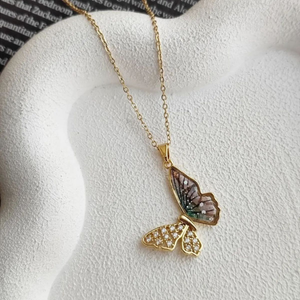 BUTTERFLY WINGS NECKLACE