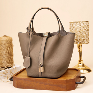 BELLATREND™ LEATHER BUCKET HANDBAG