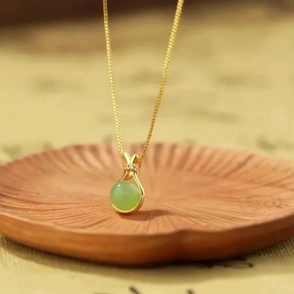 LUXURY JADE NECKLACE