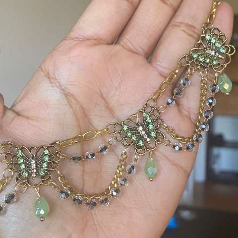 DIVINE NECKLACE