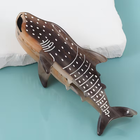 SUMMER SHARK CLIP
