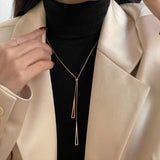 SLIDING KNOT NECKLACE