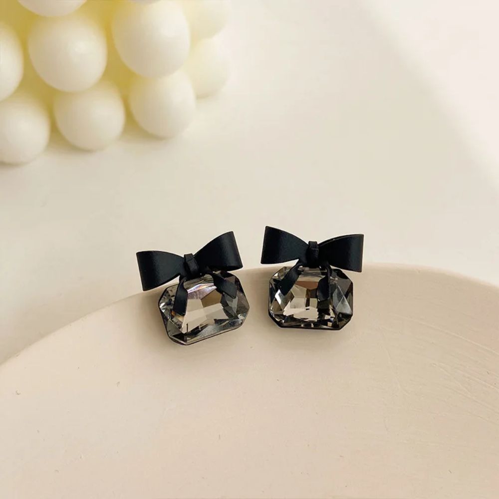 SPARKLING BOWKNOT EARRINGS (PAIR)