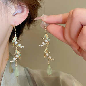 LILY OF THE VALLEY EARRINGS (PAIR)