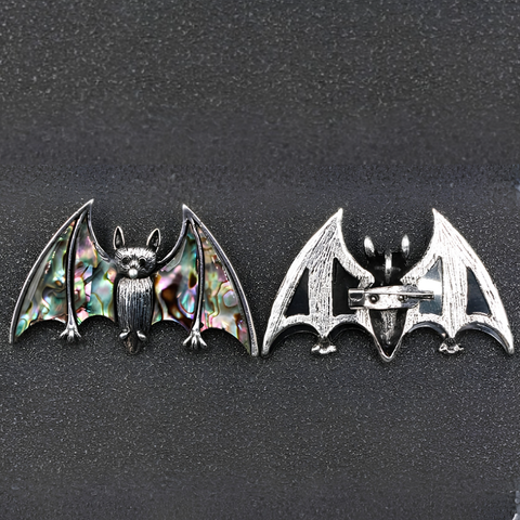 2IN1 ABALONE BAT NECKLACE