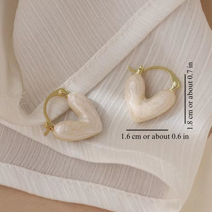 PEARL WHITE HEART EARRINGS (PAIR)