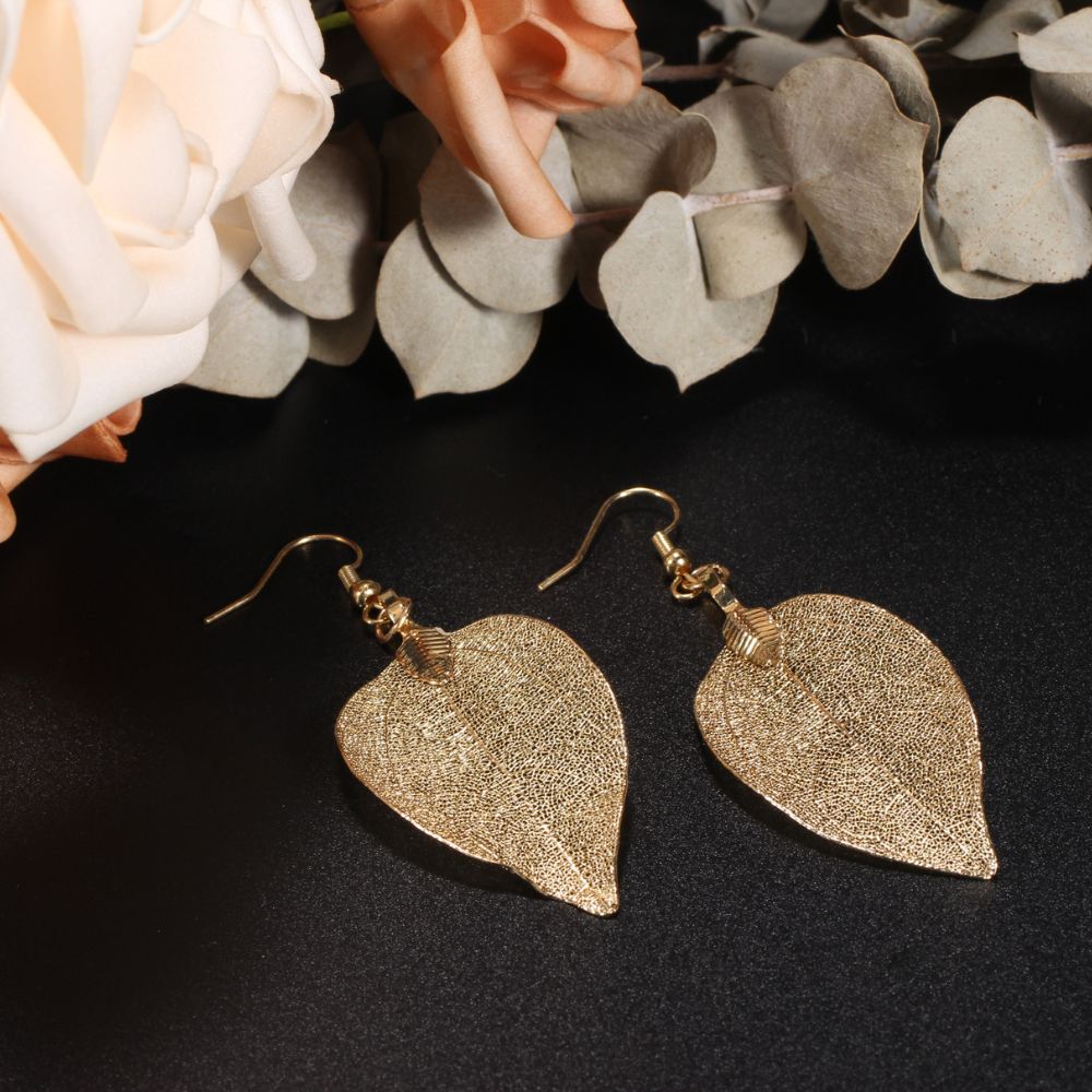 GOLD LEAF EARRINGS (PAIR)