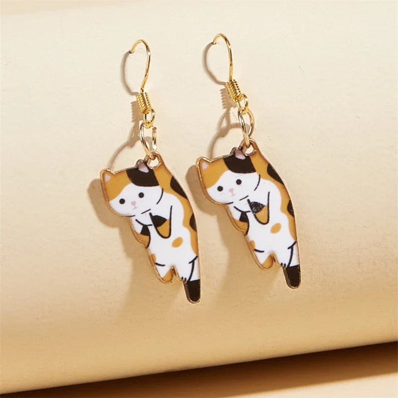 DANGLING CATS EARRINGS (PAIR)