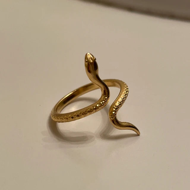 GOLD SNAKE RING (ADJUSTABLE)